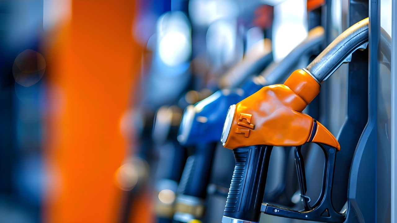 Decreto del Gobierno hace un cambio en los subsidios al diésel. Créditos: Freepik.