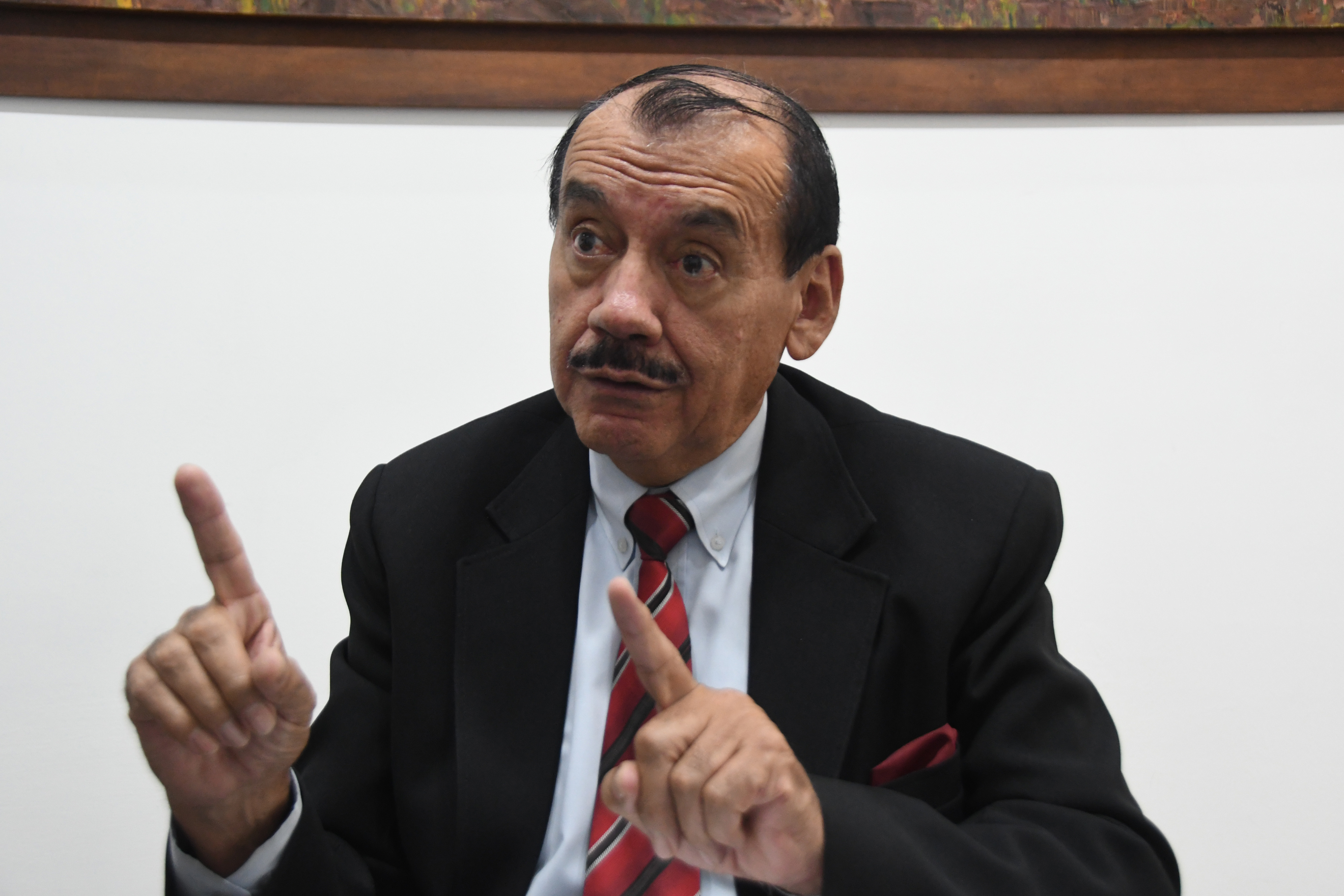 Imagen principal del artículo 'General ecuatoriano desmiente a Gustavo Petro por bomba en Colombia: “No es creíble”'