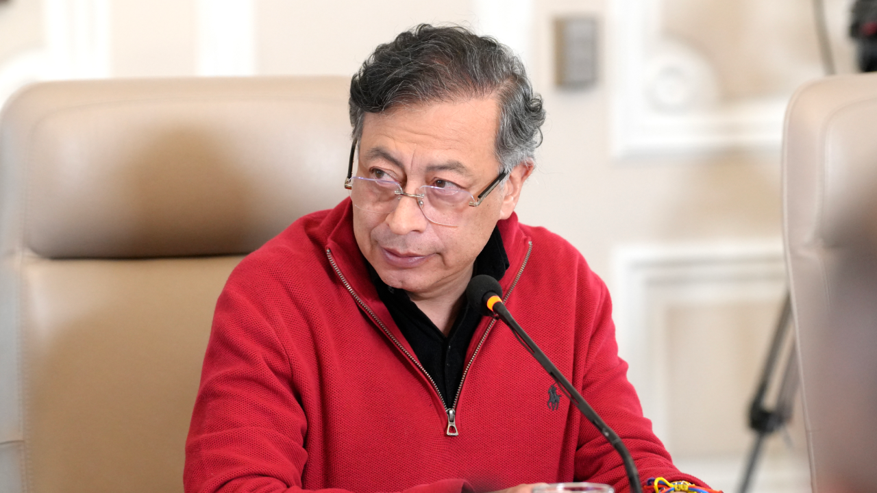 Imagen principal del artículo 'Petro ajusta las riendas de las comunicaciones de su gabinete luego del escándalo de Angie Rodríguez'