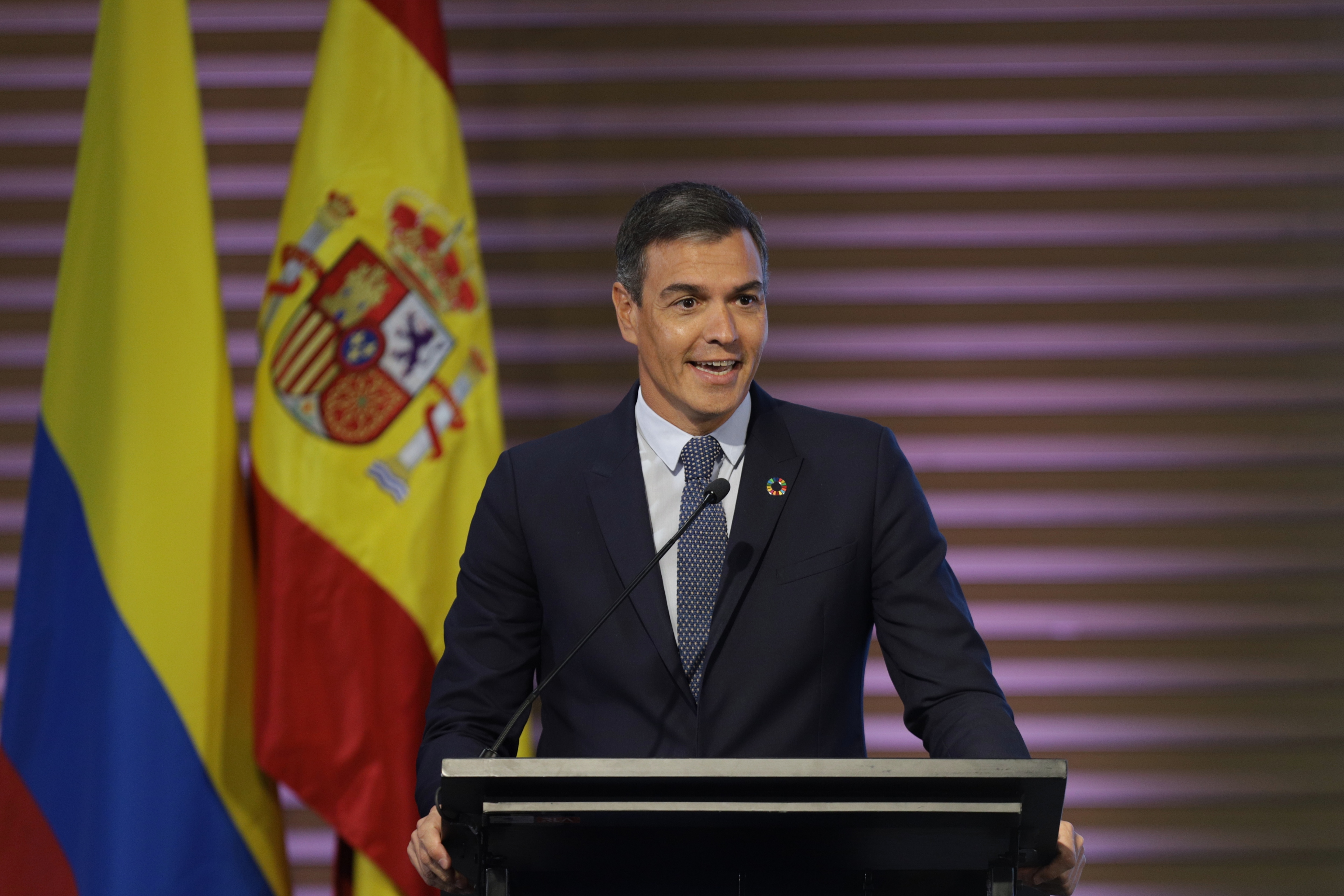 España abre regularización que beneficiaría a miles de colombianos sin estatus migratorio