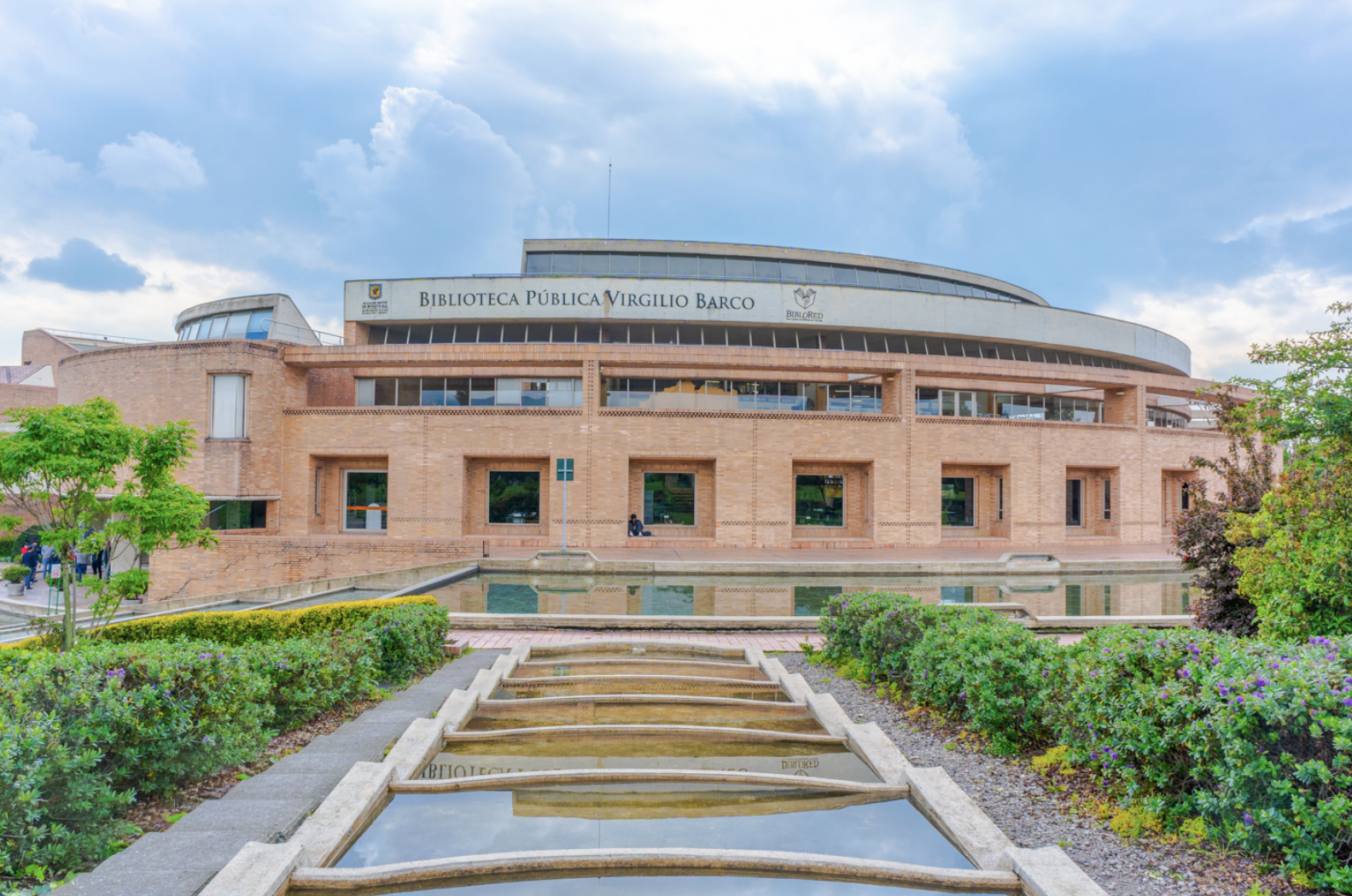La Red Distrital de Bibliotecas Públicas de Bogotá, BibloRed, no es una institución en declive. Todo lo contrario, ha mantenido su crecimiento y su capacidad de iterar como modelo de innovación. Foto: Cortesía
