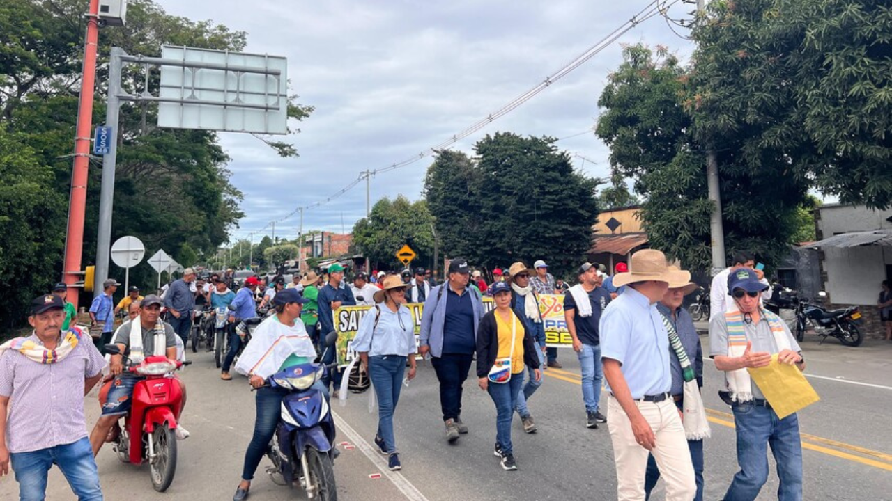 Bloqueos en distintas regiones del país - Crédito: Colprensa.