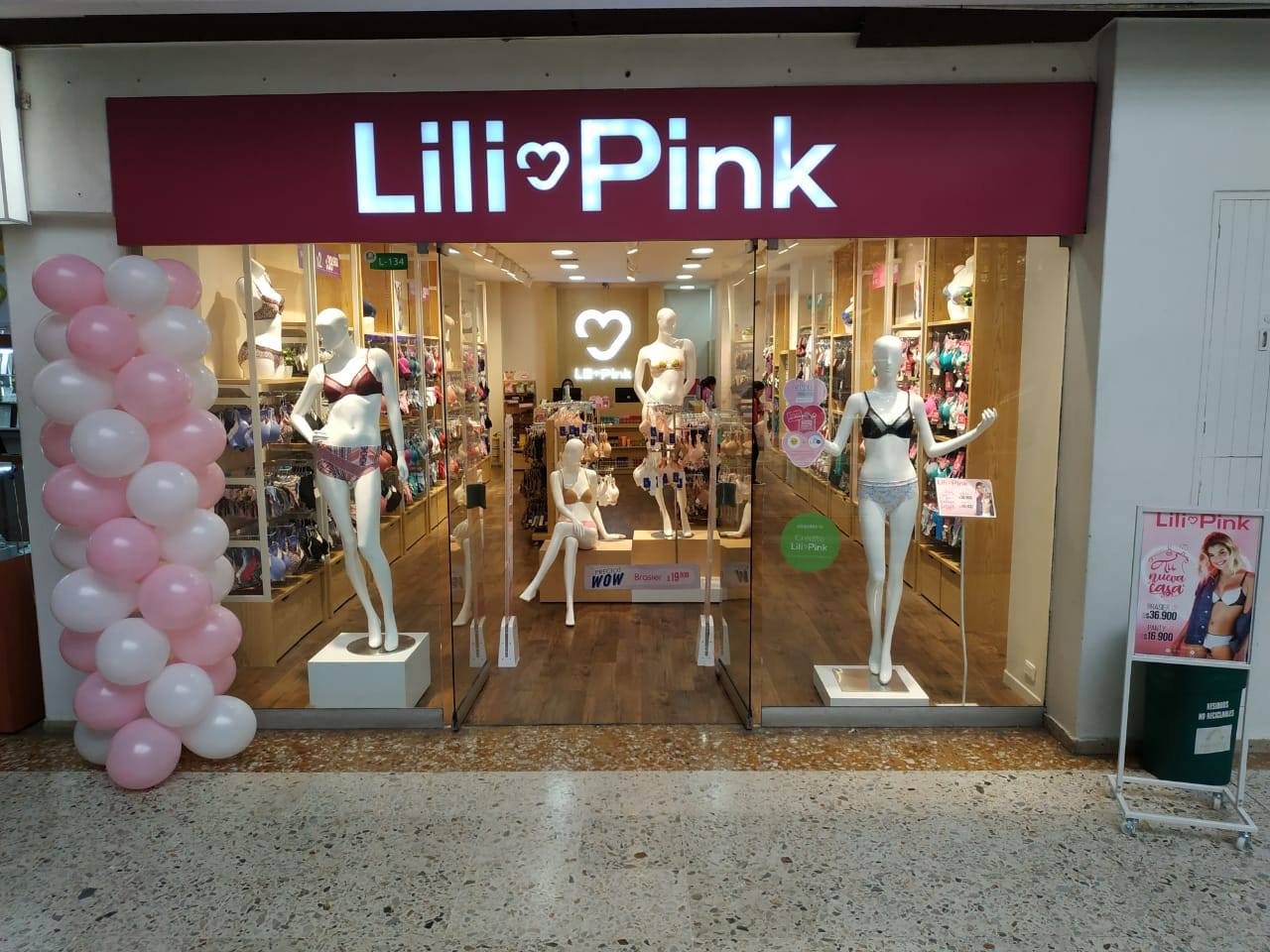 Operativo de la Fiscalía en tiendas Lili Pink por presunto contrabando y lavado de activos