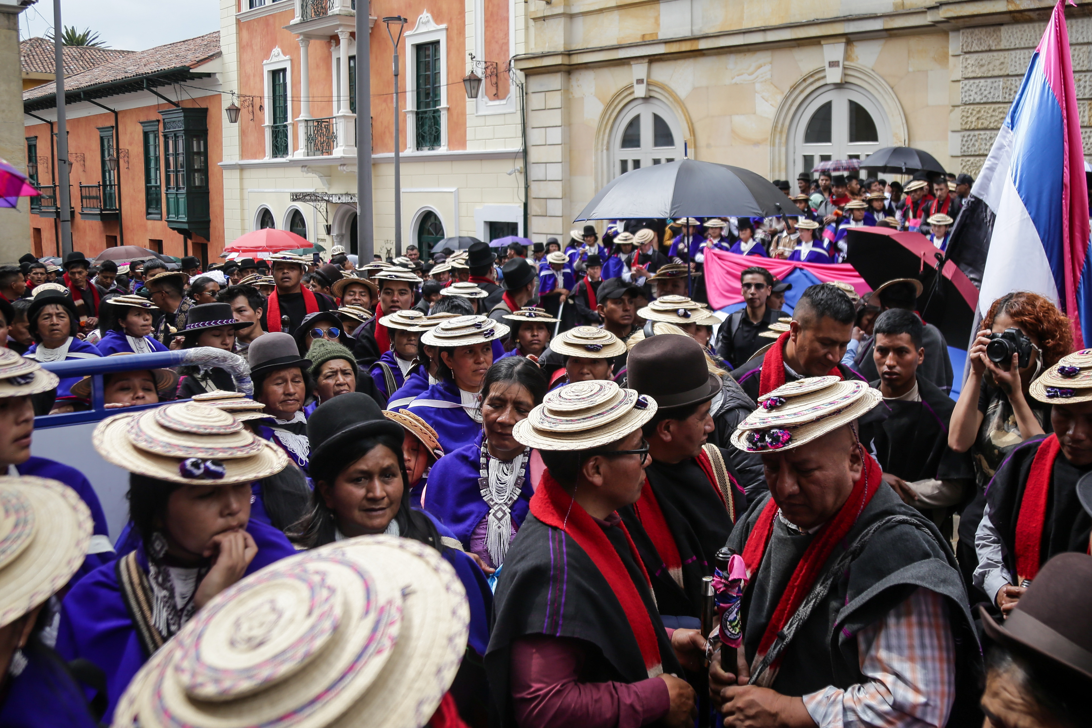 Manifestaciones del pueblo indígena Misak en Bogotá. Crédito: Colprensa.