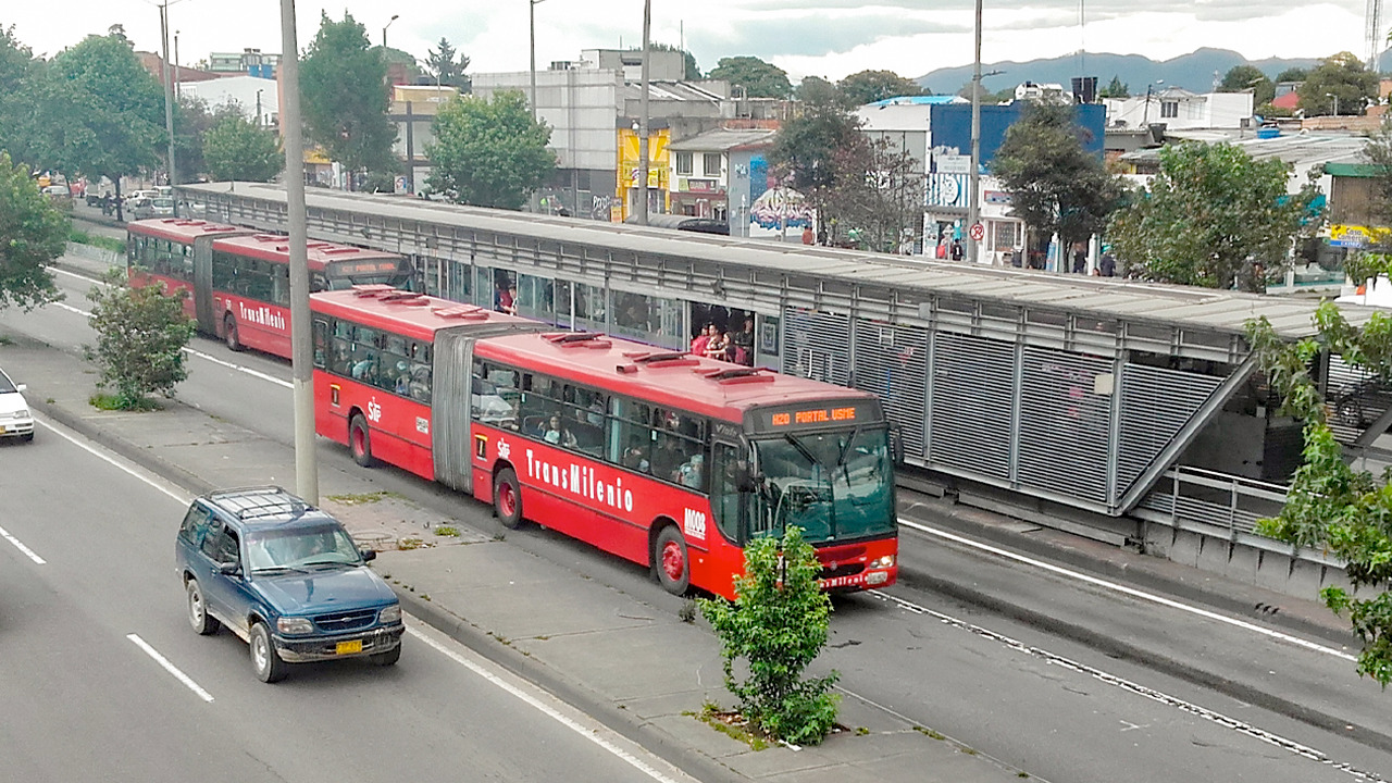 Capturado en Engativá el presunto responsable del homicidio de un estudiante universitario ocurrido en la estación Minuto de Dios de TransMilenio. Crédito: EEIM, WikiCommons, Creative Commons Attribution-Share Alike 3.0.