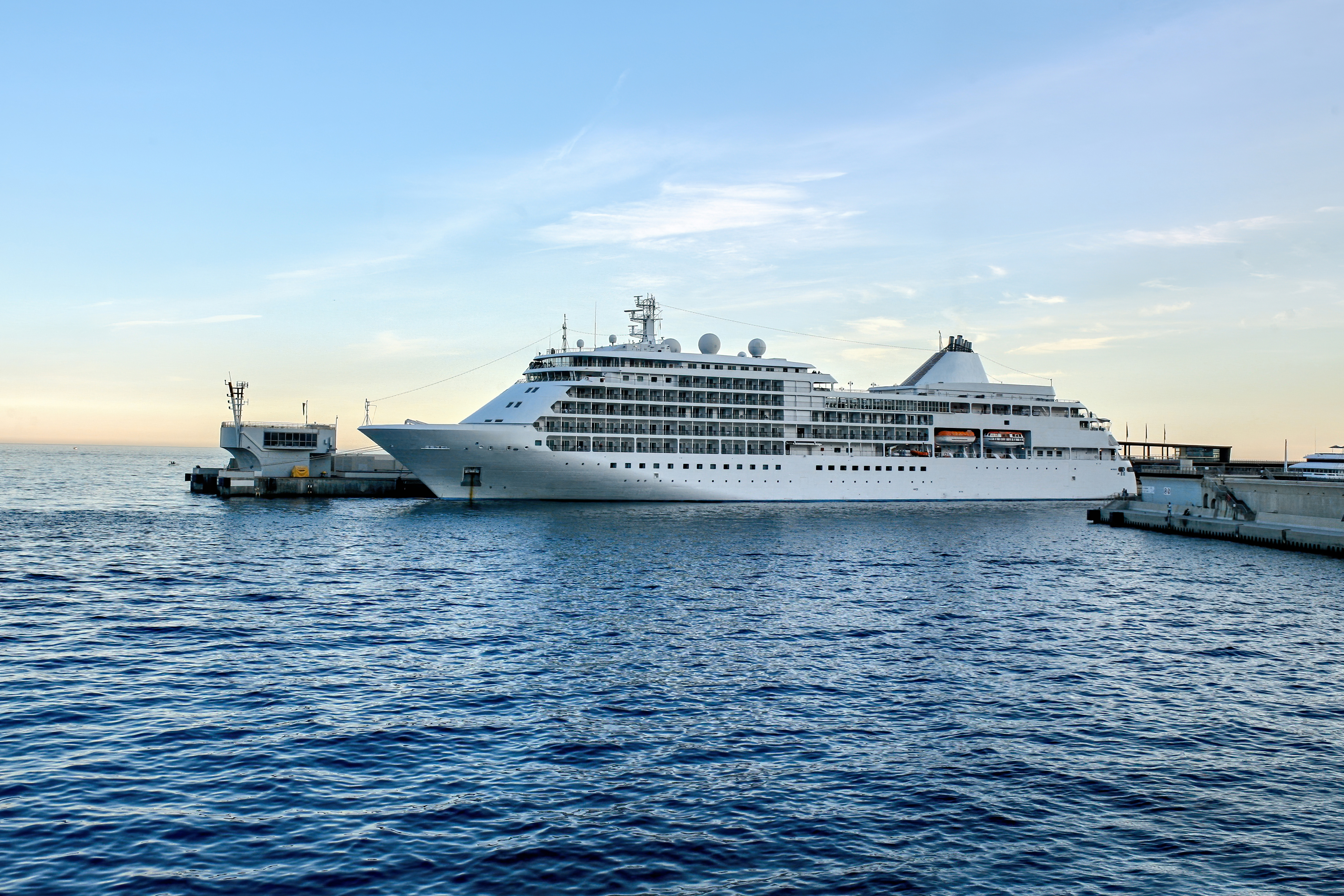 Brote de hantavirus en crucero que salió de Argentina deja tres muertos y genera alerta
